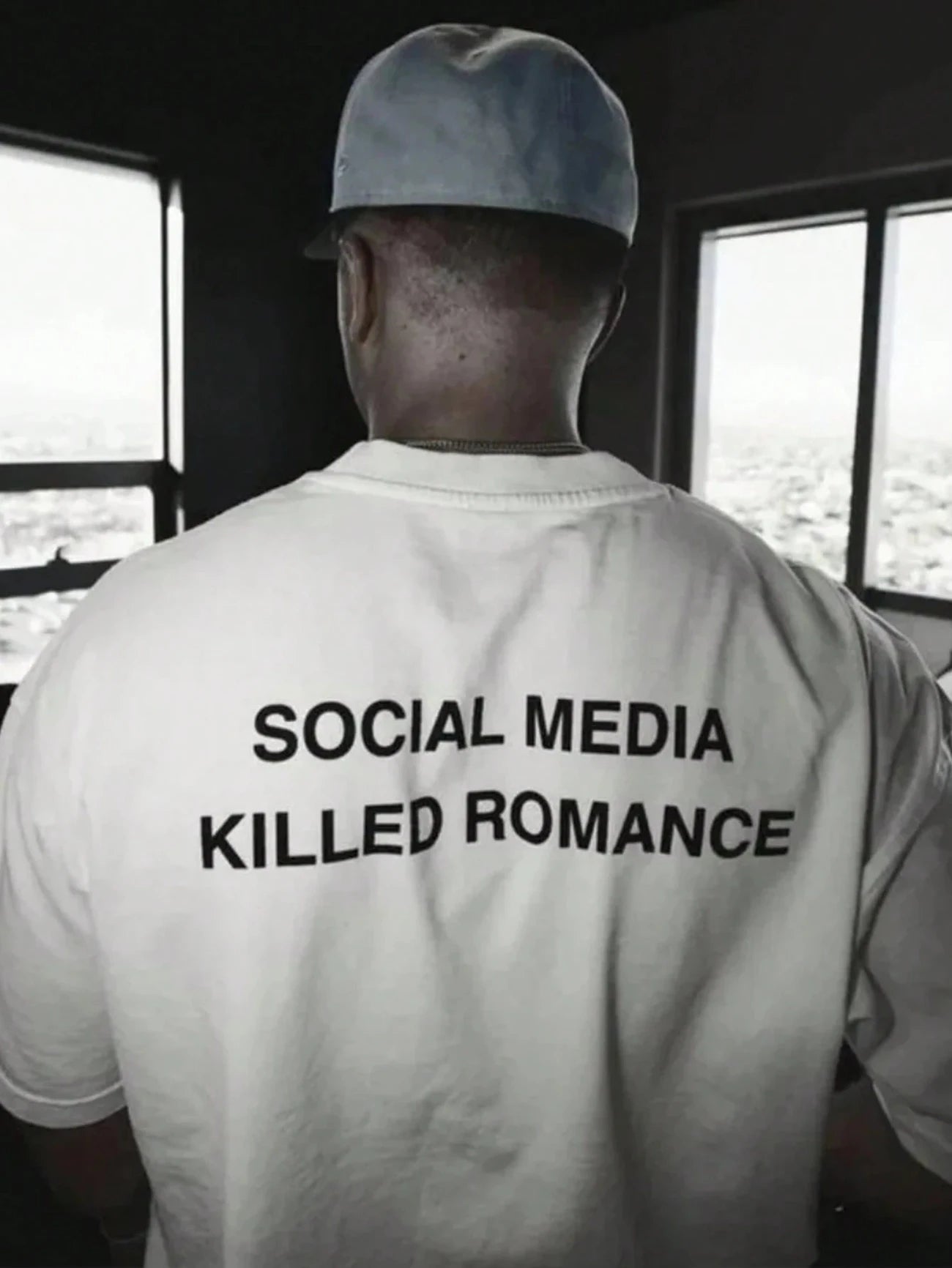 PRINT DROP – 10" Oversized Graphic "SOCIAL MEDIA KILLED ROMANCE"